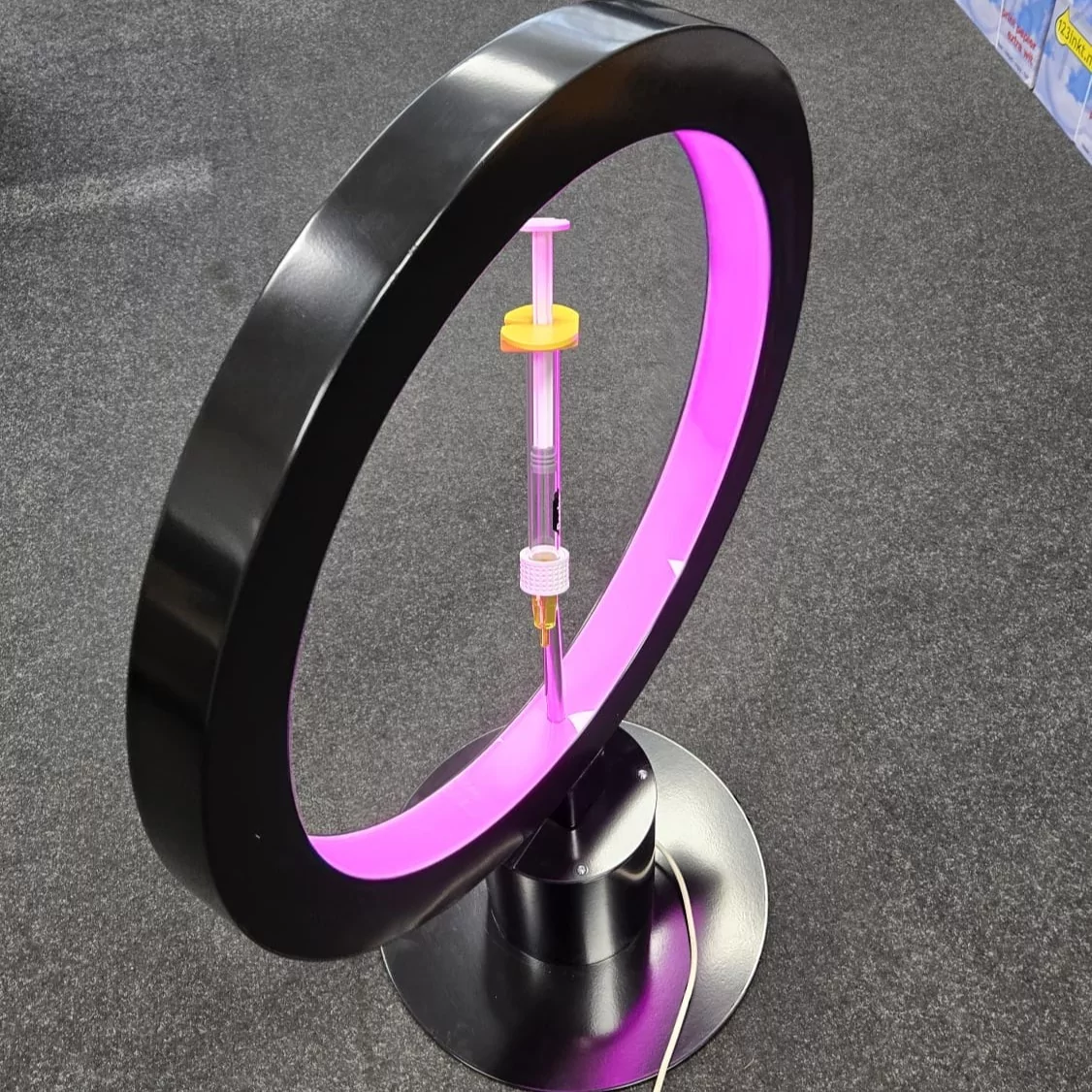 Unieke draaiende maatwerk ring voor de standbouw